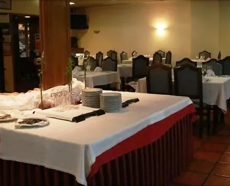 Dighton Hotel