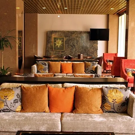 호텔 디그톤 올리베이라데아제메이스