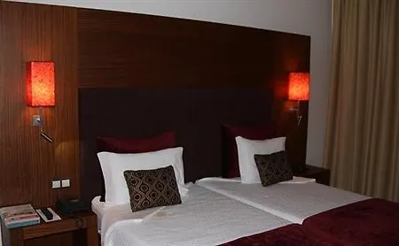 호텔 디그톤 올리베이라데아제메이스