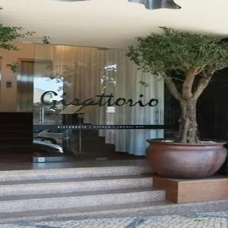 디그톤 호텔 올리베이라데아제메이스