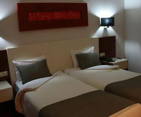 Hotel Dighton